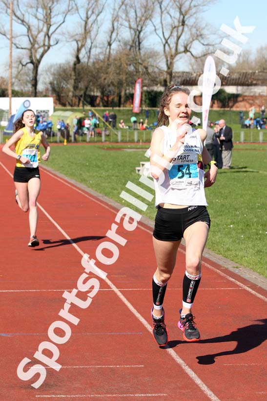 Womens Under-17s 5k Road Race, Stanley Park, Blackpool. Photo: David T. Hewitson/Sports for All Pics